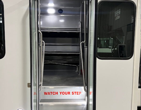 2022 Chevrolet Chassis /  2025 High Level Bus Body full