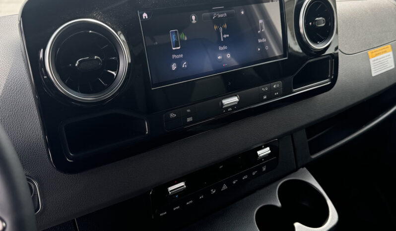 2025 Mercedes Sprinter full