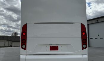 2015 MCI J4500 full