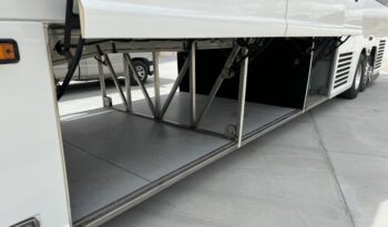 2015 MCI J4500 full