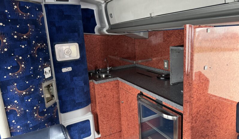 2015 MCI J4500 full