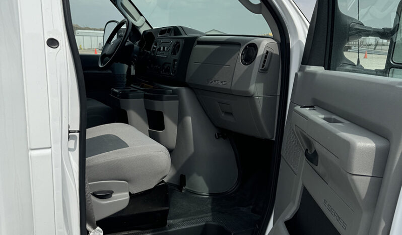 2016 Ford E350 full