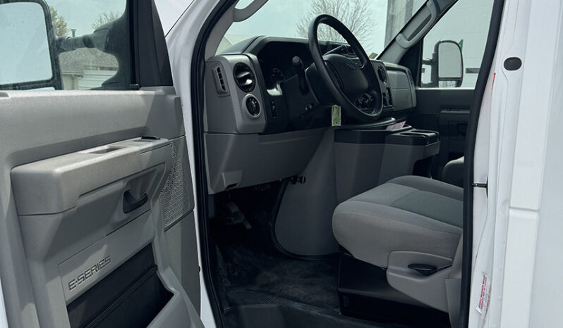 2016 Ford E350 full