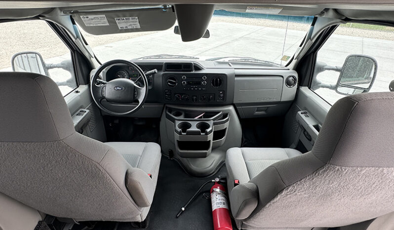2016 Ford E350 full