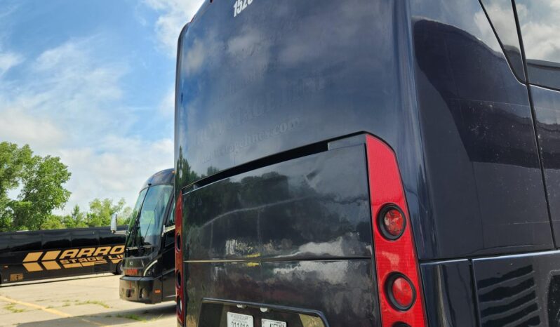 2014 MCI J4500 full