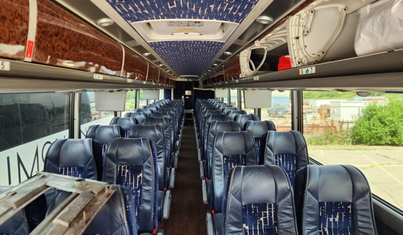 2014 MCI J4500 full