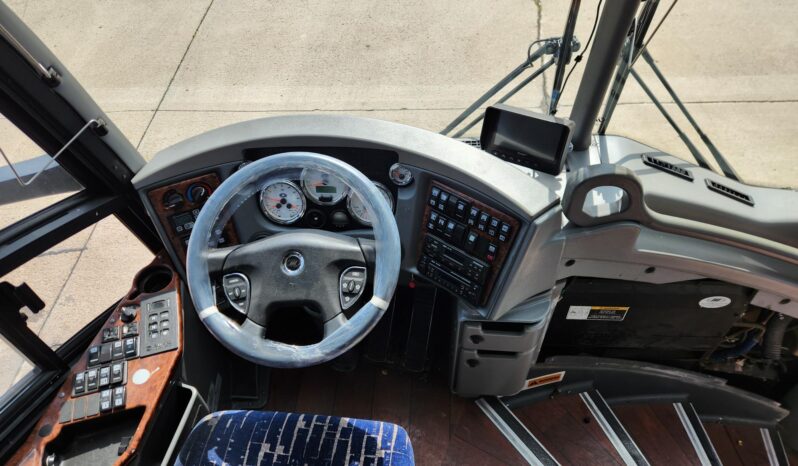 2014 MCI J4500 full