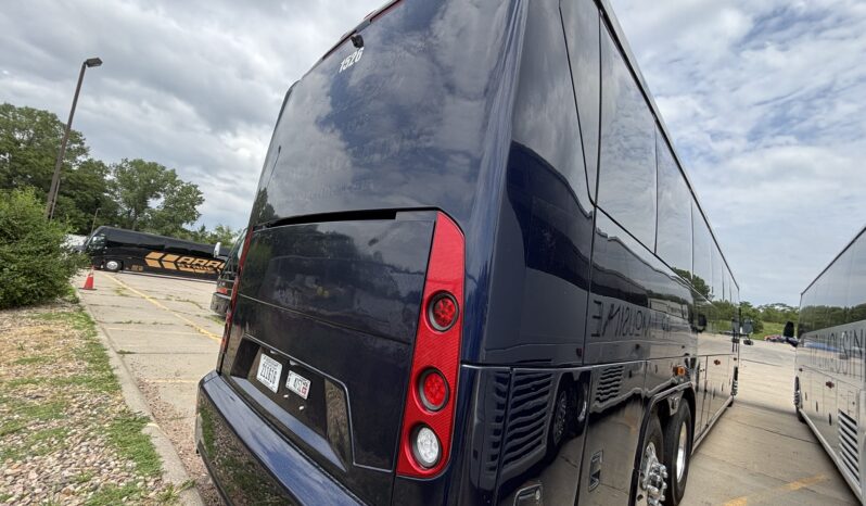 2014 MCI J4500 full