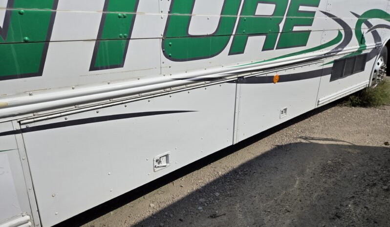 2009 Thomas Saf-t-Liner  Activity Bus 56-Passenger full