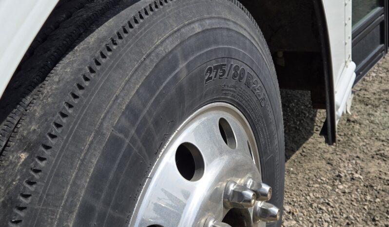 2009 Thomas Saf-t-Liner  Activity Bus 56-Passenger full