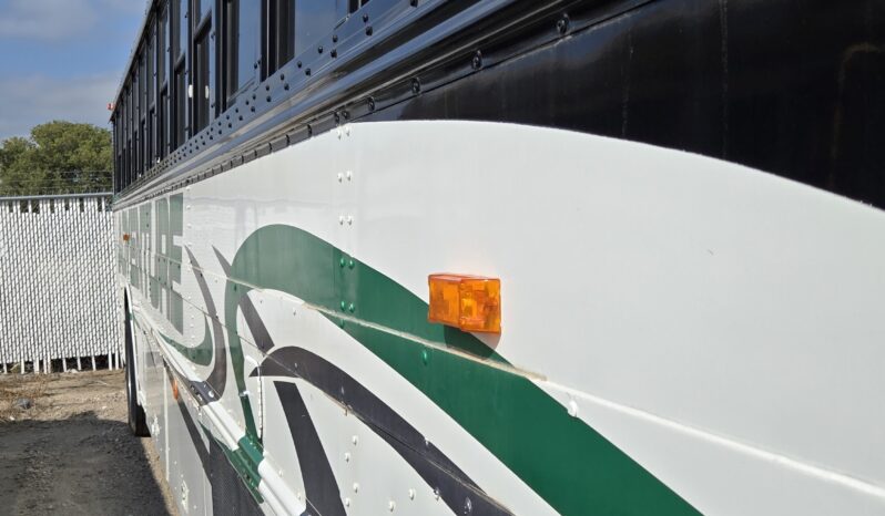 2009 Thomas Saf-t-Liner  Activity Bus 56-Passenger full