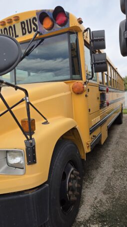 2006 Freightliner Thomas Built full