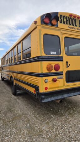 2006 Freightliner Thomas Built full