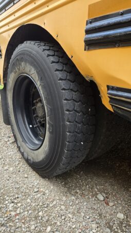 2006 Freightliner Thomas Built full
