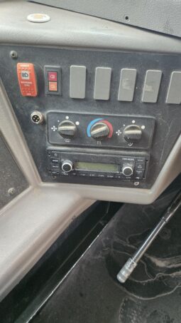 2006 Freightliner Thomas Built full