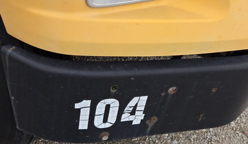 2006 Freightliner Thomas Built full