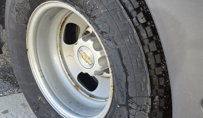 2016 Chevrolet Express Diesel Duramax 14-Pass (LOW MILES) full