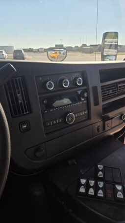 2016 Chevrolet Express Diesel Duramax 14-Pass (LOW MILES) full