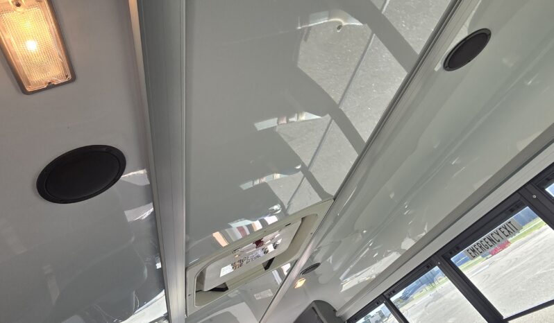 2016 Chevrolet Express Diesel Duramax 14-Pass (LOW MILES) full