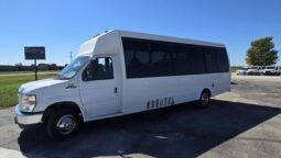 2012 Ford E450 Shuttle Van/Activity 24 Passenger full