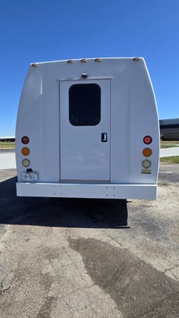 2012 Ford E450 Shuttle Van/Activity 24 Passenger full