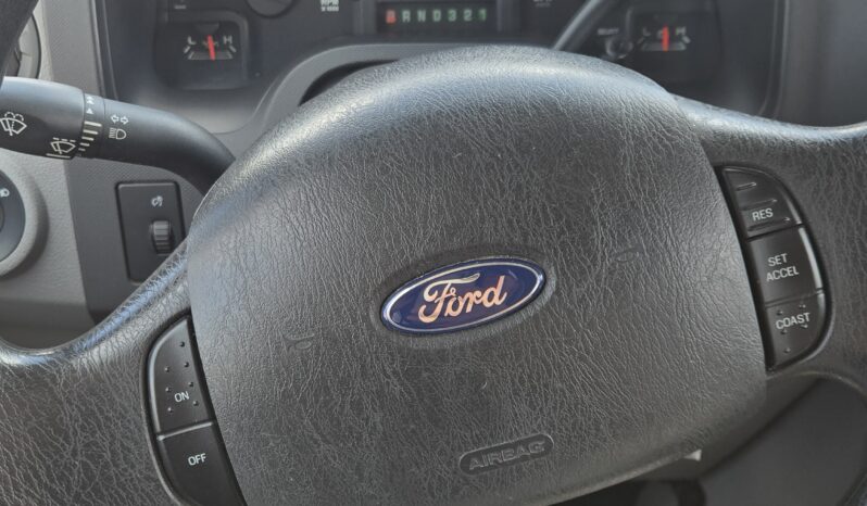 2012 Ford E450 Shuttle Van/Activity 24 Passenger full