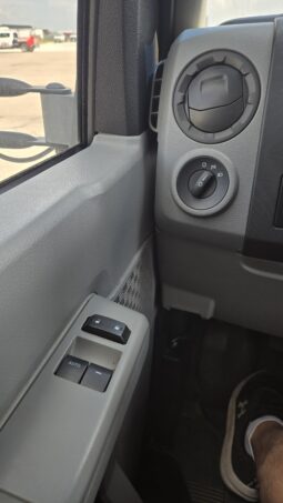 2012 Ford E450 Shuttle Van/Activity 24 Passenger full