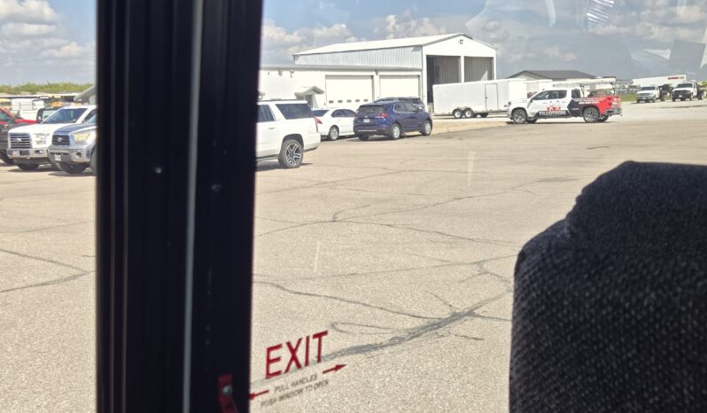 2012 Ford E450 Shuttle Van/Activity 24 Passenger full