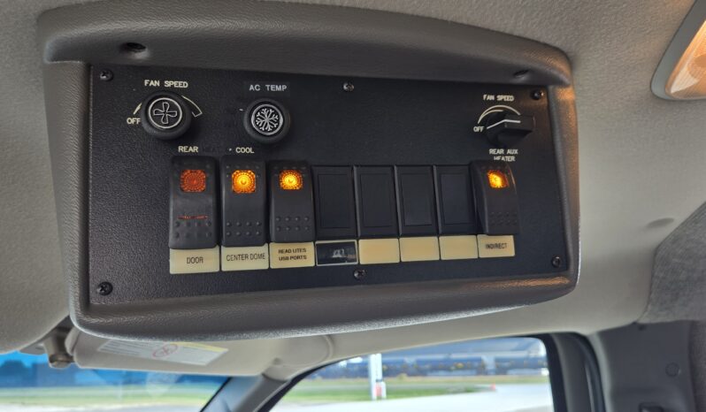 2010 Chevy Express Cutaway 14+ Passenger full