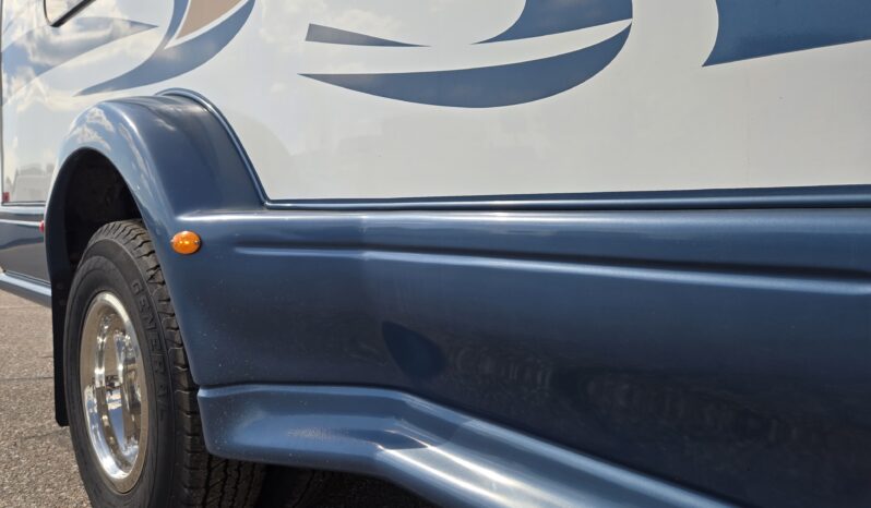 2010 Chevy Express Cutaway 14+ Passenger full