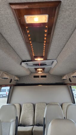 2010 Chevy Express Cutaway 14+ Passenger full