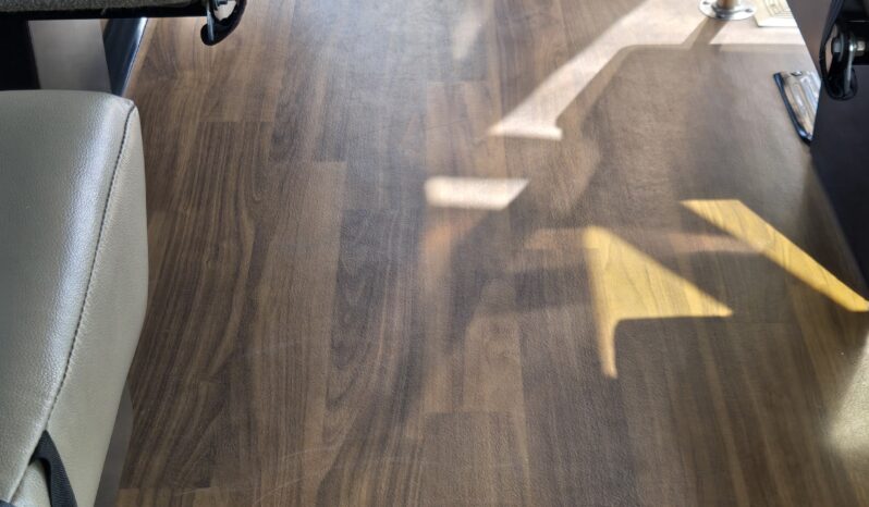 2010 Chevy Express Cutaway 14+ Passenger full