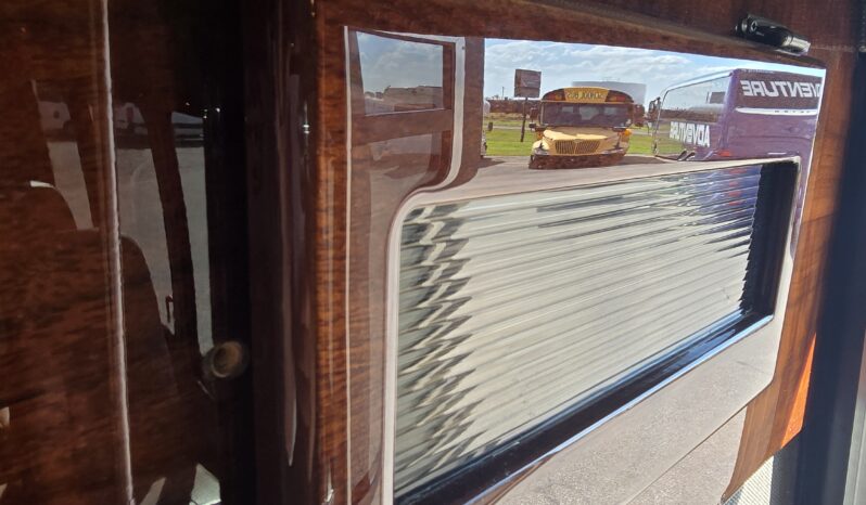 2010 Chevy Express Cutaway 14+ Passenger full