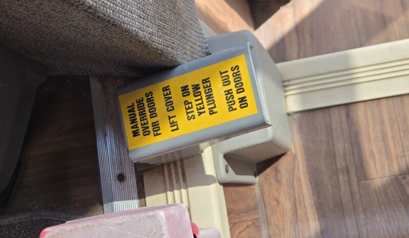 2010 Chevy Express Cutaway 14+ Passenger full