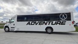 2018 Freightliner Executive Coach M2