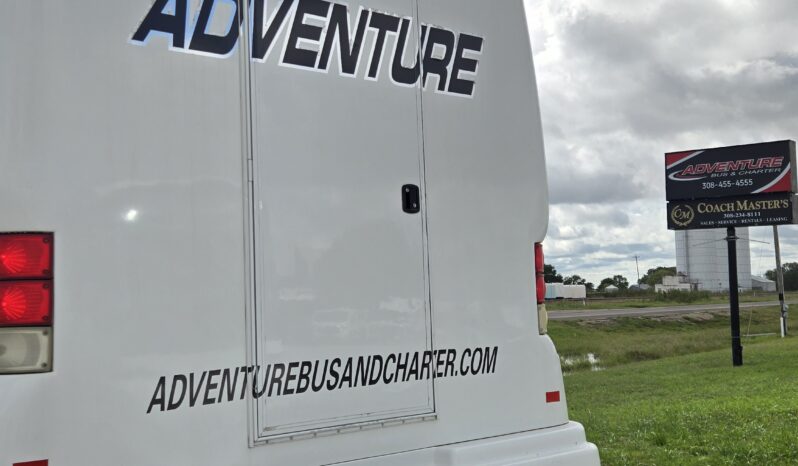 2018 Freightliner Executive Spec Coach M2 37-Capacity full