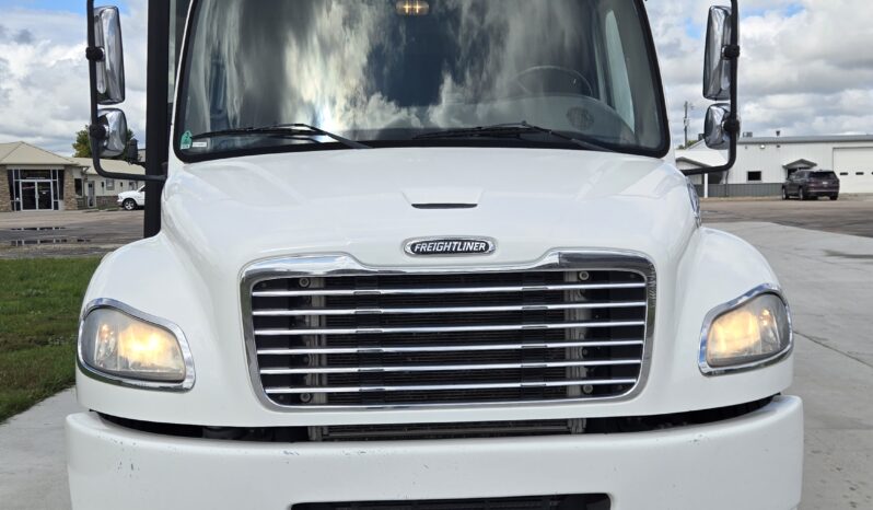 2018 Freightliner Executive Spec Coach M2 37-Capacity full