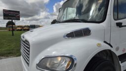 2018 Freightliner Executive Spec Coach M2 37-Capacity full