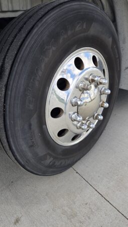 2018 Freightliner Executive Spec Coach M2 37-Capacity full