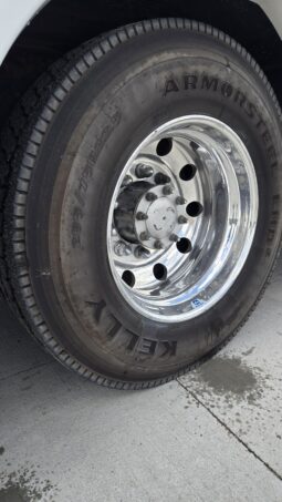 2018 Freightliner Executive Spec Coach M2 37-Capacity full