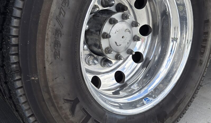 2018 Freightliner Executive Spec Coach M2 37-Capacity full