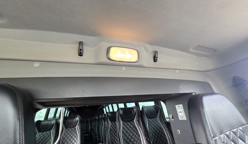 2018 Freightliner Executive Spec Coach M2 37-Capacity full