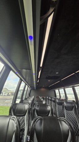 2018 Freightliner Executive Spec Coach M2 37-Capacity full