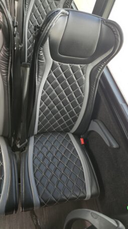 2018 Freightliner Executive Spec Coach M2 37-Capacity full