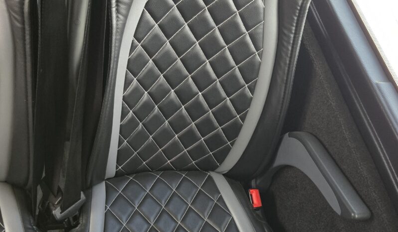 2018 Freightliner Executive Spec Coach M2 37-Capacity full