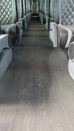 2018 Freightliner Executive Spec Coach M2 37-Capacity full