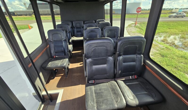 2016 Ford Transit 350HD 14 PASS full