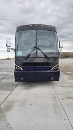2013 MCI J4500 54 Passenger Luxury Coach Limo Spec full