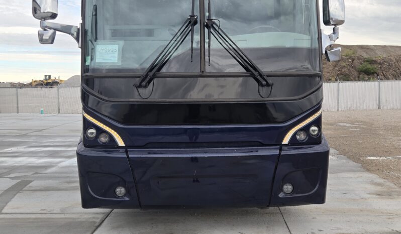 2013 MCI J4500 54 Passenger Luxury Coach Limo Spec full