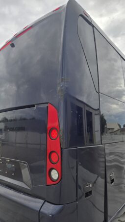 2013 MCI J4500 54 Passenger Luxury Coach Limo Spec full